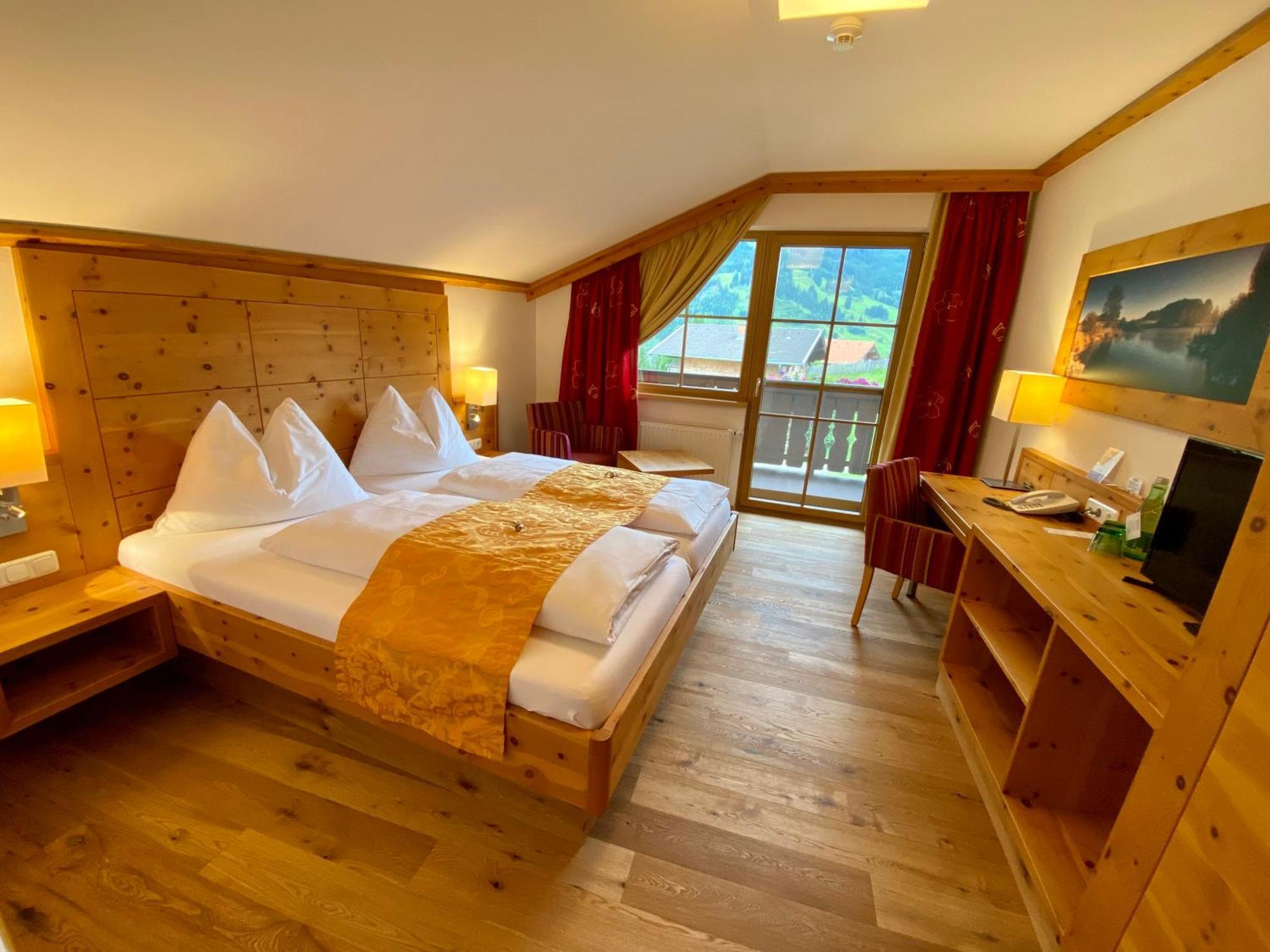 Hotel Alpenklang Grossarl Buitenkant foto